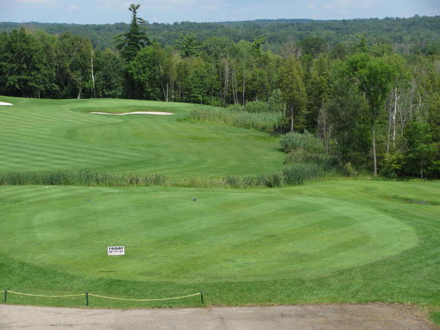 Devil's Ridge Golf Club - hole 1