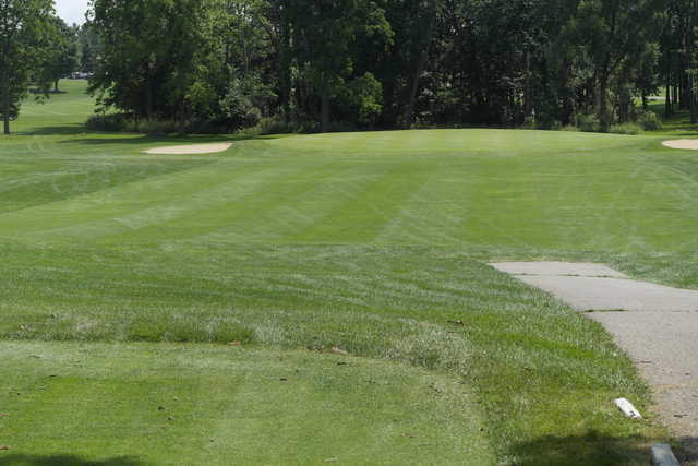 White/Blue at Eldorado Golf Course in Mason White/Blue at Eldorado Golf Course in Mason