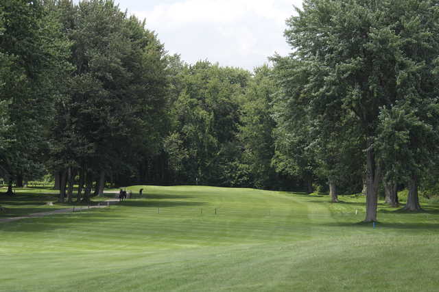 Red/White at Eldorado Golf Course in Mason Red/White at Eldorado Golf Course in Mason