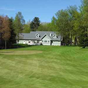 Lakewood on the Green GC: Clubhouse