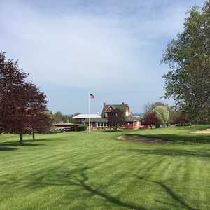 Manistee GCC: Clubhouse